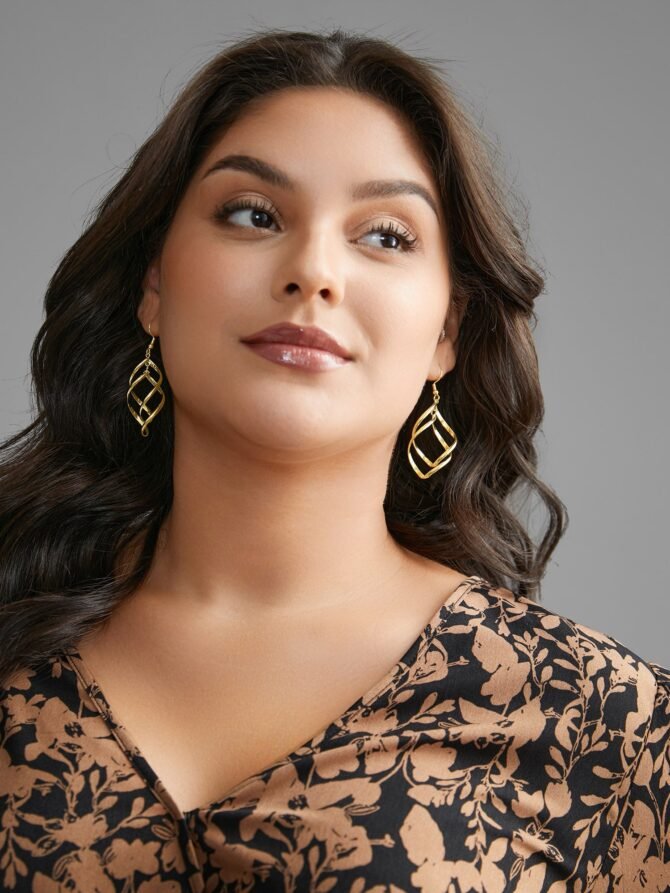 Double Leaves Drop Earrings - Image 4