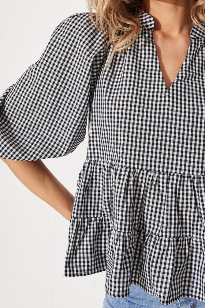 Top In Black And White Gingham Cotton - Image 6