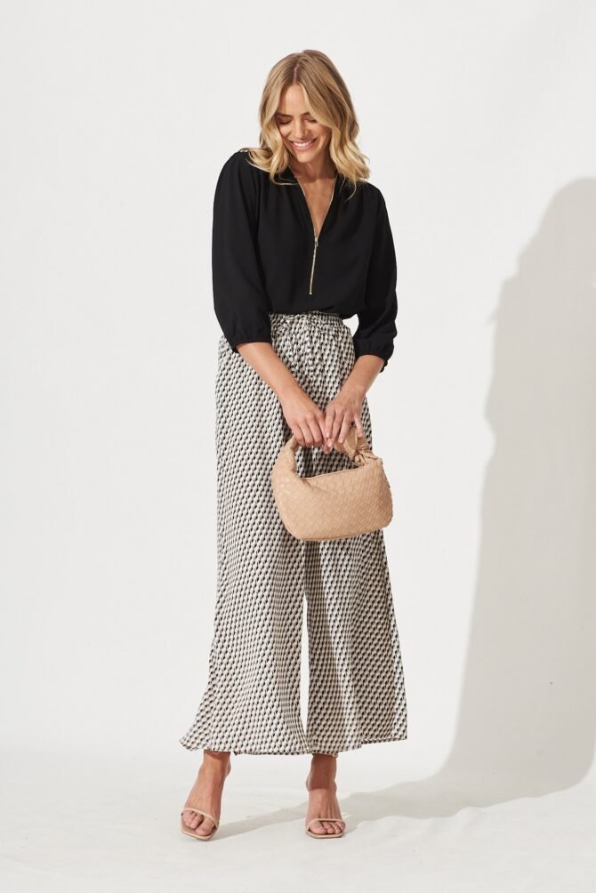 Zip Top In Black - Image 3