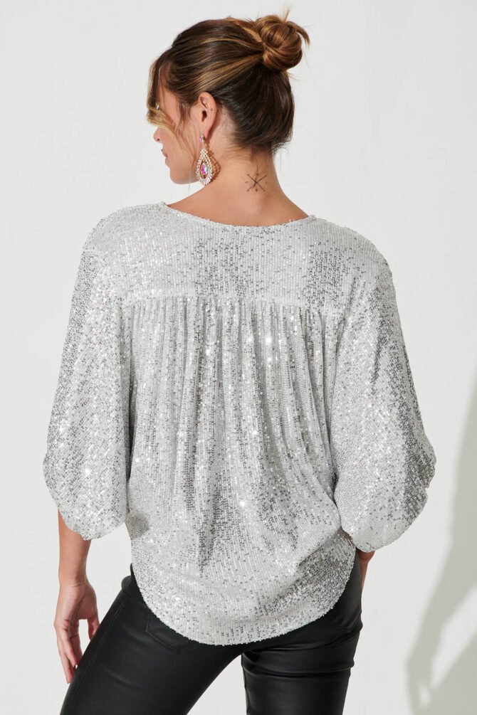 Top In Silver - Image 3