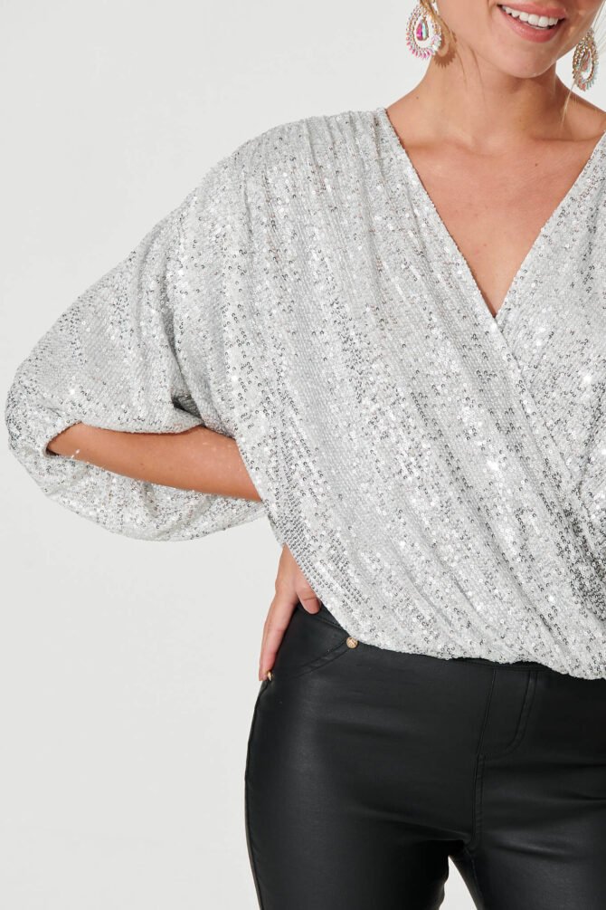 Top In Silver - Image 5