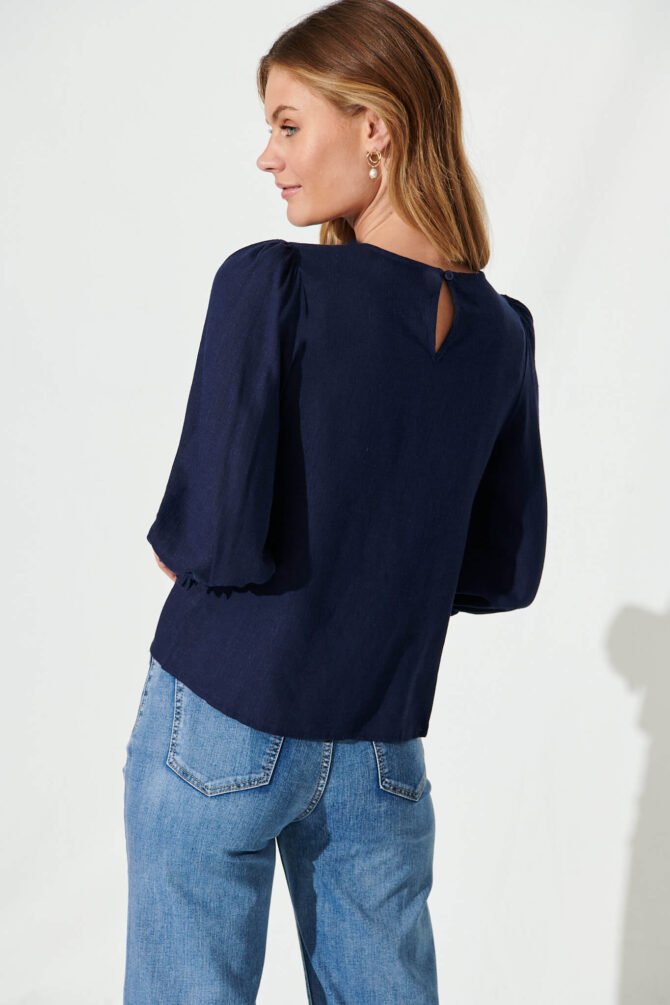 Top In Navy Cotton Linen - Image 3