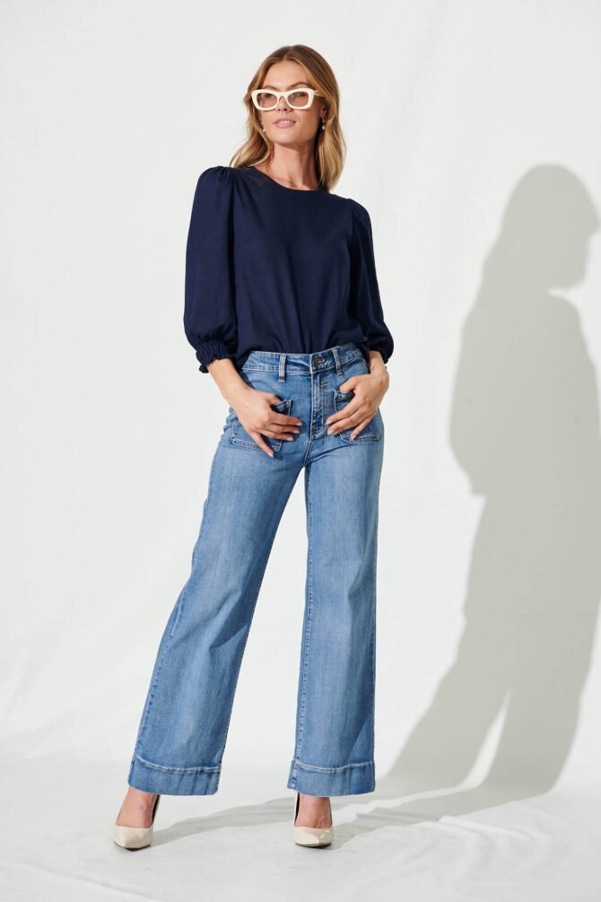 Top In Navy Cotton Linen - Image 4