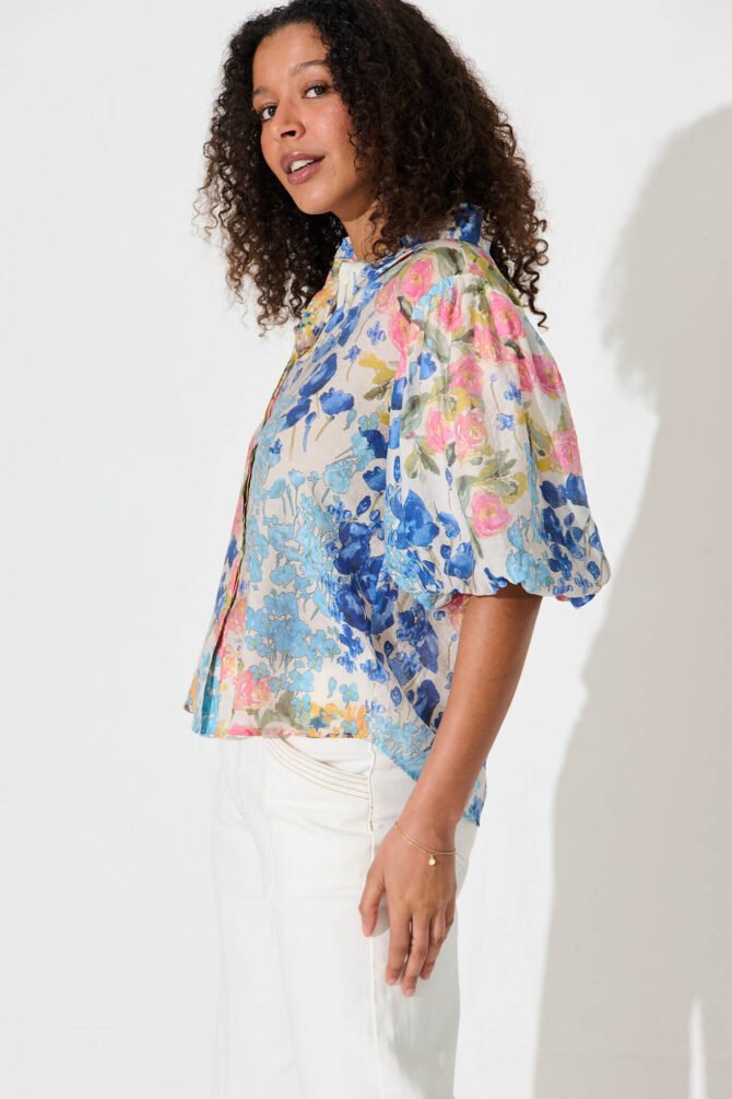 Shirt In Vintage Floral Print - Image 2