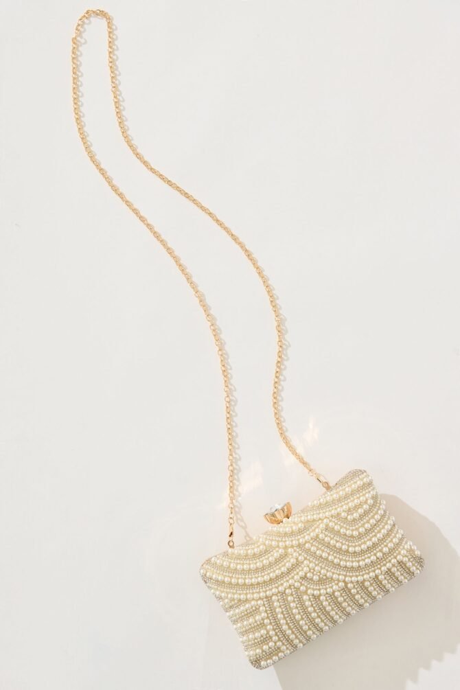 Clutch in Gold with Pearl and Diamante - Image 4