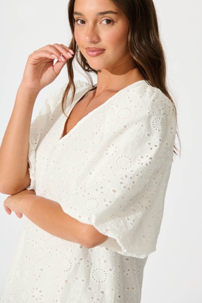Dress in White Broderie Cotton - Image 5