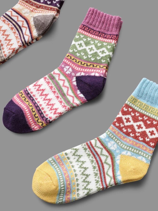 3 Pairs Geometric Textured Socks - Image 6