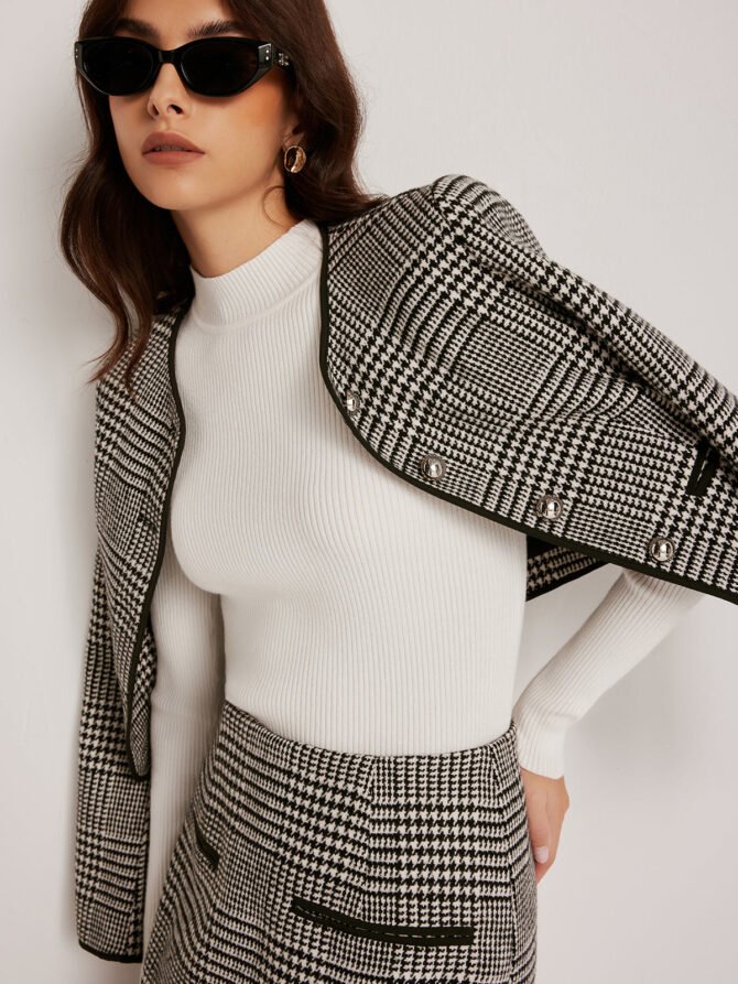 Contrast Trim Plaid Button Jacket - Image 3